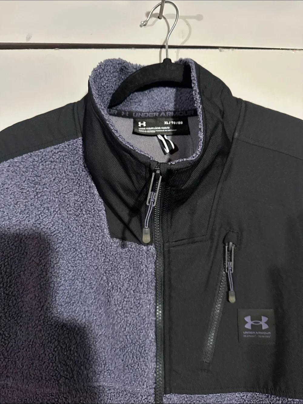 Under Armour Men’s Black and Gray Sherpa Fleece Vest